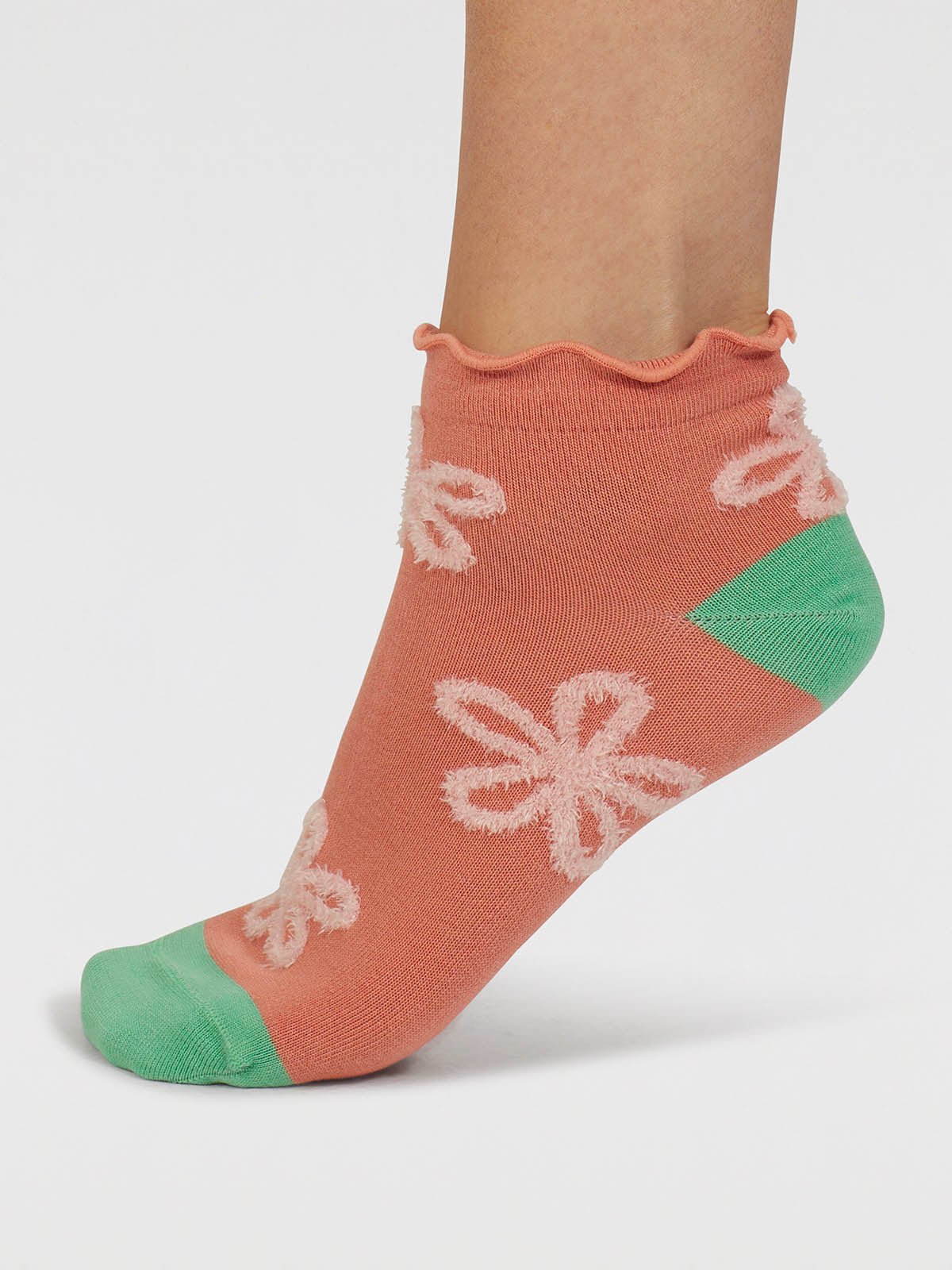 Daisee Textured Flower Bamboo Ankle Socks - Coral Orange - Flockneti